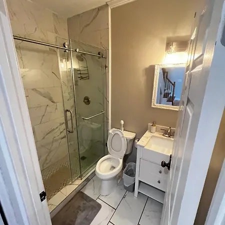 Atlanta Unit 2 Room 3 - Atlanta Bests Kept Secret Private Bedroom & Bathroom Exterior photo