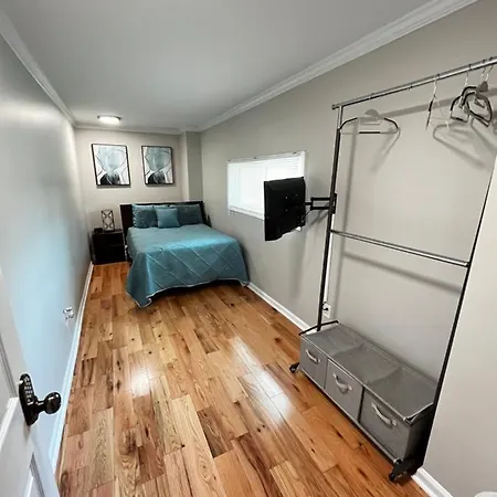 Atlanta Unit 2 Room 3 - Atlanta Bests Kept Secret Private Bedroom & Bathroom Exterior photo